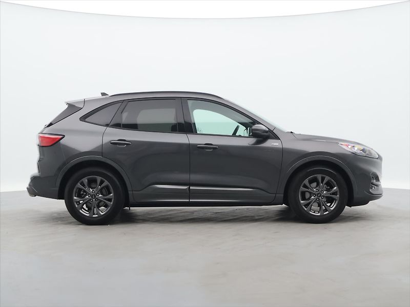 Ford Kuga 1,5 EB 110kW ST-Line - fotka 8 z 26