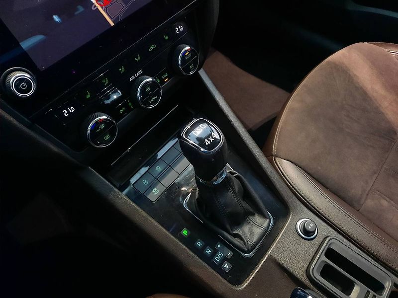 Škoda Octavia (2017) Laurin&Klement 2.0 TDI 4x4 (13 - fotka 13 z 26