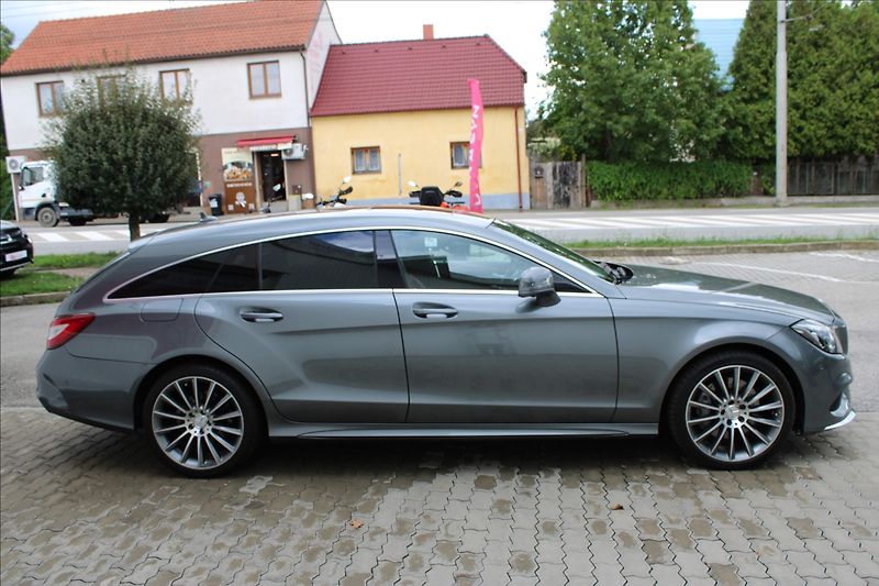 Mercedes-Benz CLS 3,0 350 CDI SB 4MATIC AMG 9G - fotka 3 z 4