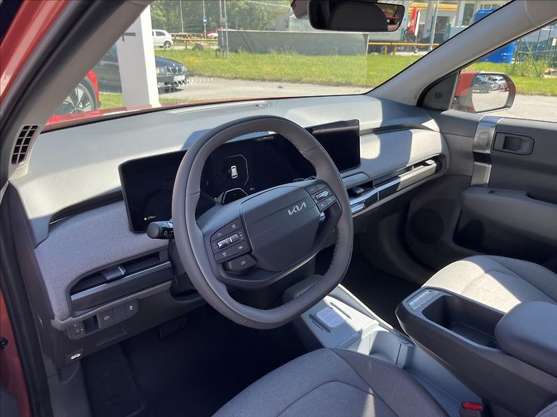 Kia EV3 (2026) 150 KW + 81,4 KWH V2L  EARTH - fotka 10 z 24