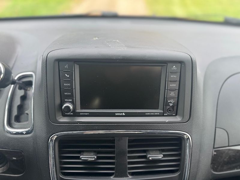 Dodge Grand Caravan (2016) 3.6 V6 SERVISNÍ KNIHA - fotka 27 z 40