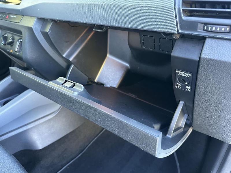 Škoda Fabia (2017) 1.0MPI 40kW * KLIMA * 1.Maj. * - fotka 16 z 32