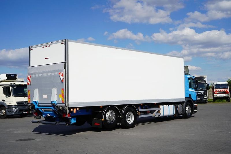 Scania (2009) R 380 / E 5 / CHŁODNIA + WINDA - fotka 6 z 44