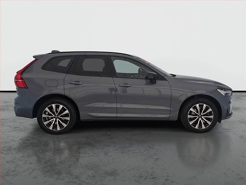 Volvo XC60 (2023) B4 AWD - fotka 6 z 18