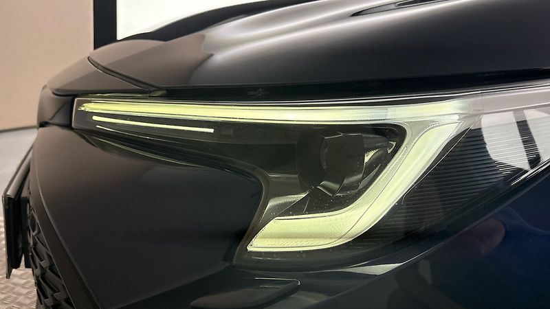 Toyota Corolla 2.0 Hybrid AUT Executive Touri - fotka 18 z 29