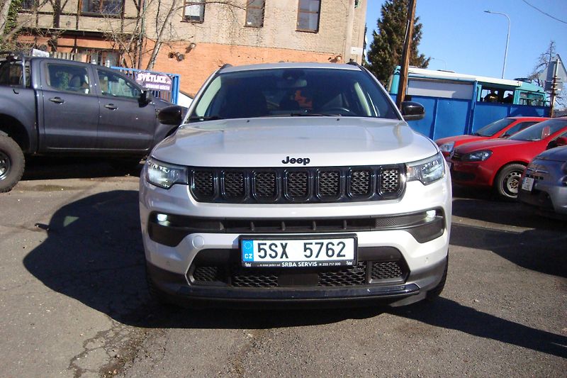 Jeep Compass (2022) 1.3 Night Eagle,ČR,1.Majitel - fotka 68 z 75