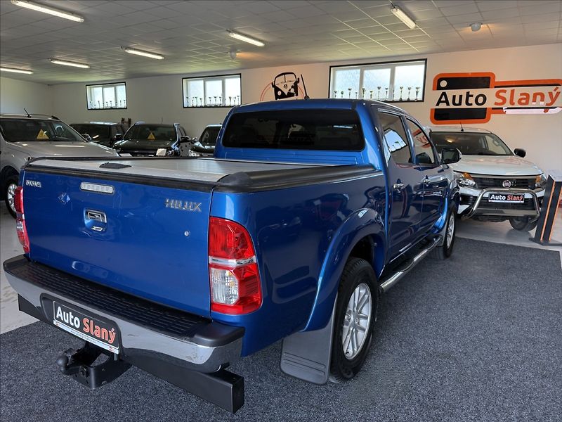 Toyota Hilux 3,0 D-4D 157tkm,po servisu,Top - fotka 6 z 27