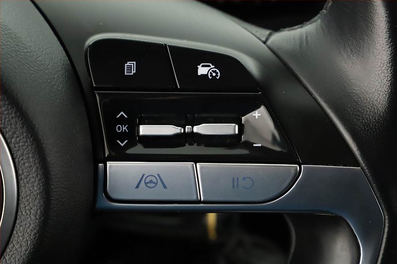 Hyundai Tucson (2022) 1.6 T-GDI - fotka 19 z 21