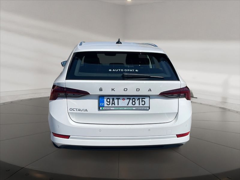 Škoda Octavia 1,5 TSI Style - fotka 5 z 11