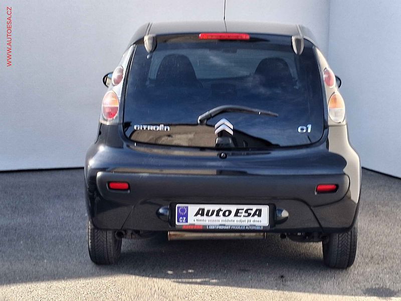 Citroën C1 (2013) 1.0i - fotka 5 z 11