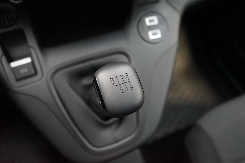 Citroën Berlingo (2026) 1,2 Petrol 110kManual YOUPROFI - fotka 18 z 20