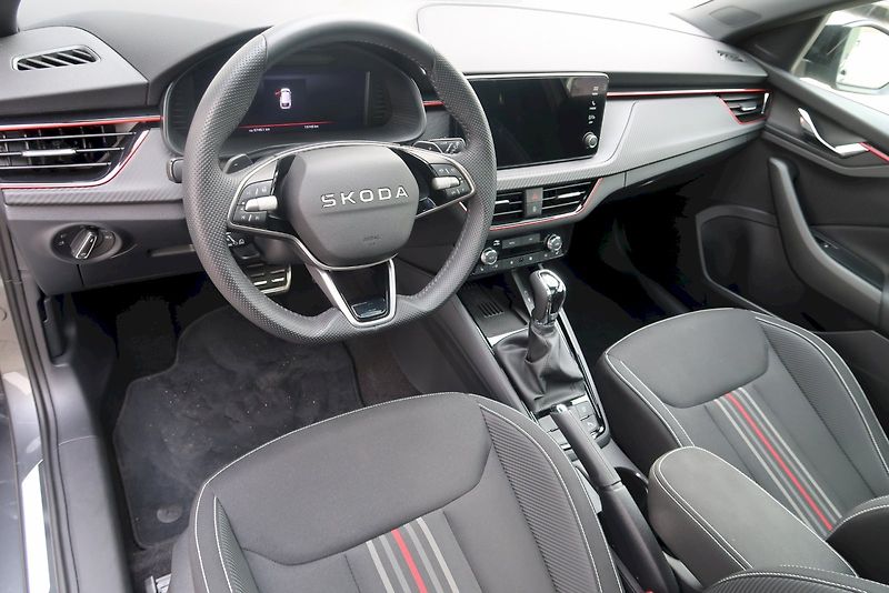 Škoda Scala (2025) MC 1.0 TSI 85 kW DSG - fotka 18 z 28