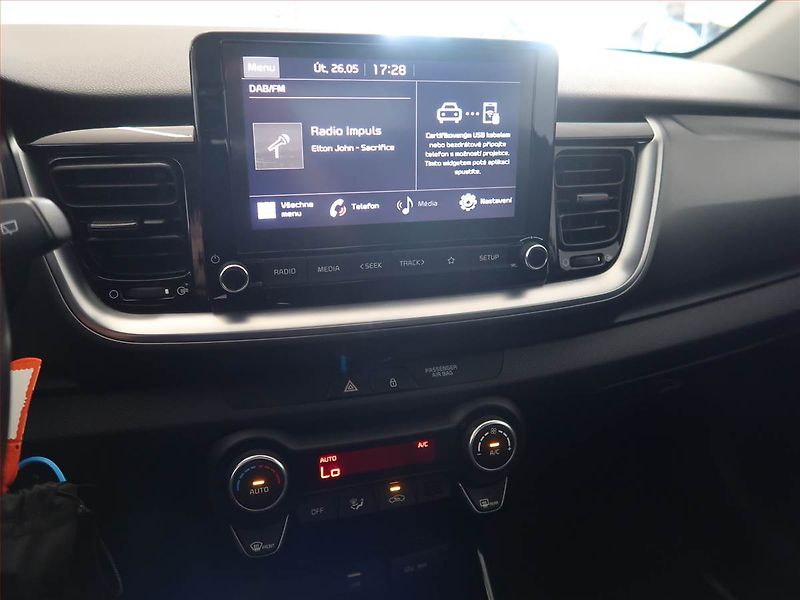 Kia Stonic (2021) Exclusive 1.2 DPI, Serv.kniha - fotka 12 z 19