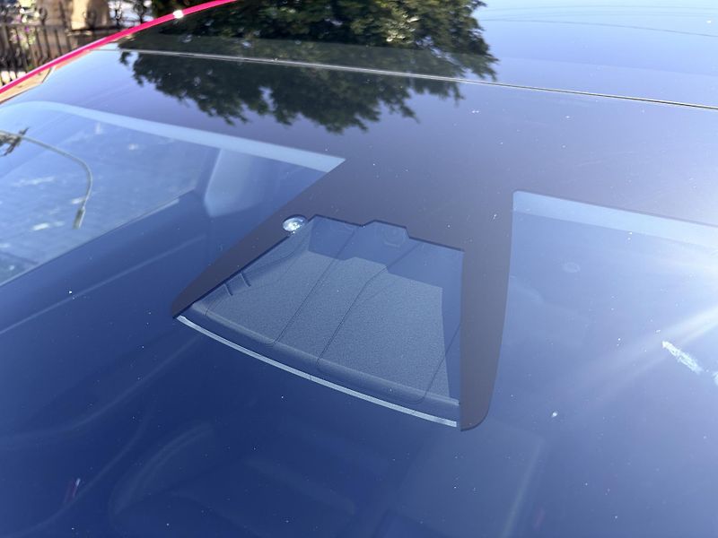 Tesla Model 3 LONG RANGE DUAL MOTOR - fotka 8 z 45
