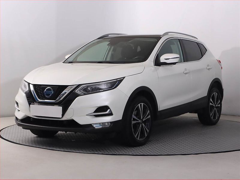 Nissan Qashqai (2018) Tekna 1.2 DIG-T, Serv.kniha - fotka 2 z 22