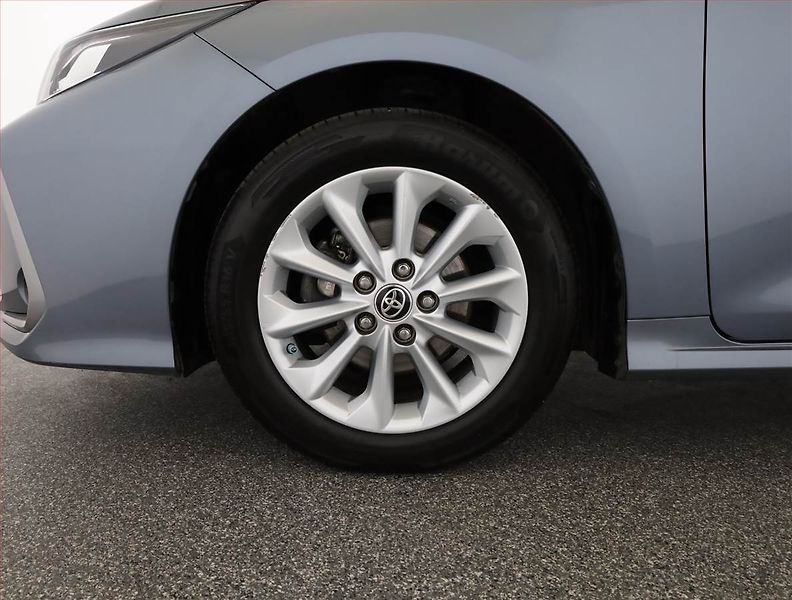 Toyota Corolla (2020) 1.6 Valvematic, Serv.kniha - fotka 17 z 17