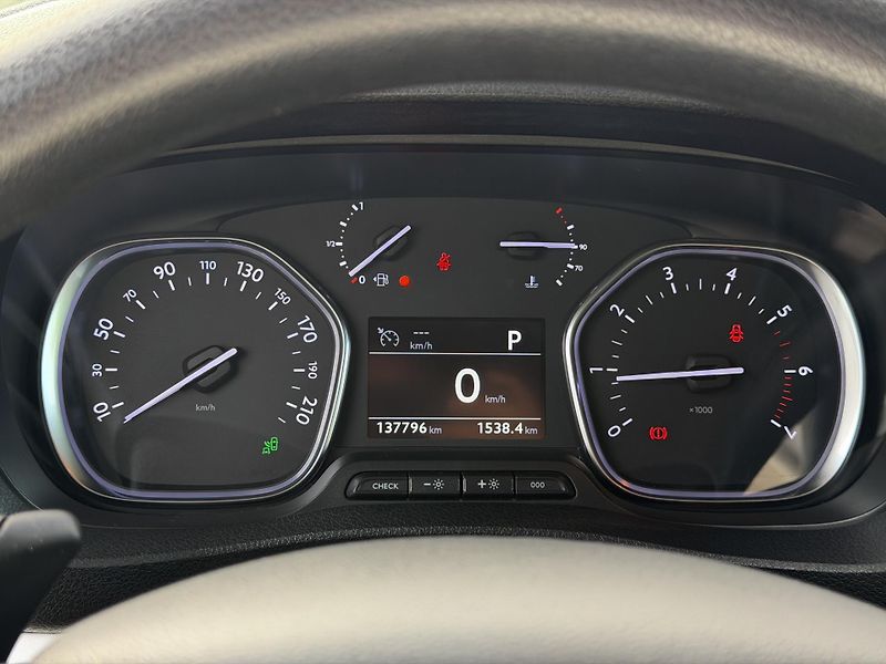 Citroën SpaceTourer (2016) 2.0 BlueHDi 130 kW/8 míst - fotka 18 z 19