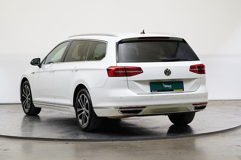 Volkswagen Passat - fotka 7 z 25