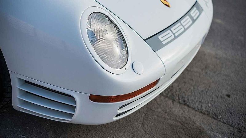 Porsche 959 Sport.