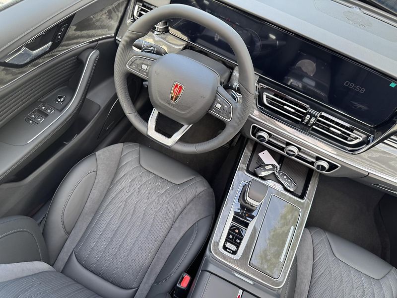 Hongqi HS5 (2026) - fotka 7 z 28