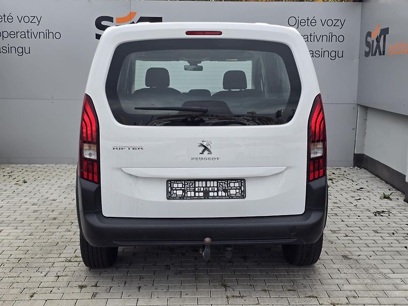 Peugeot Rifter  Active 1,5 BlueHDi (75 kW - fotka 6 z 8