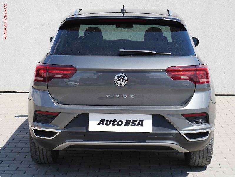 Volkswagen T-Roc (2018) 1.5TSi, LED, výhřev.sed - fotka 5 z 19