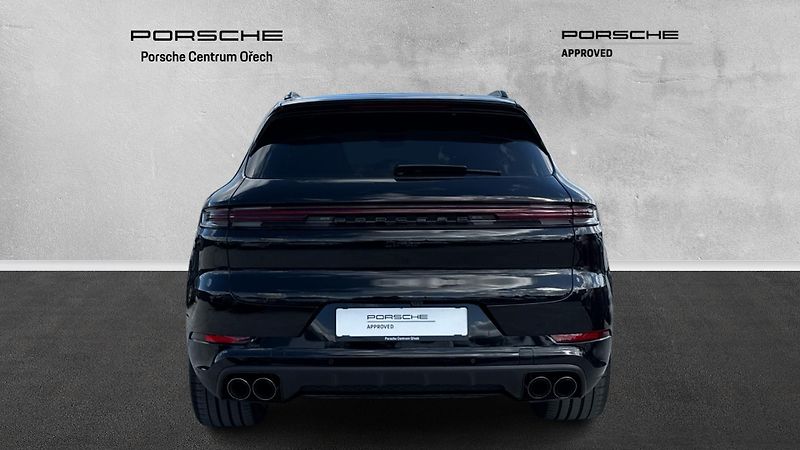 Porsche Cayenne Turbo E-Hybrid - fotka 7 z 25