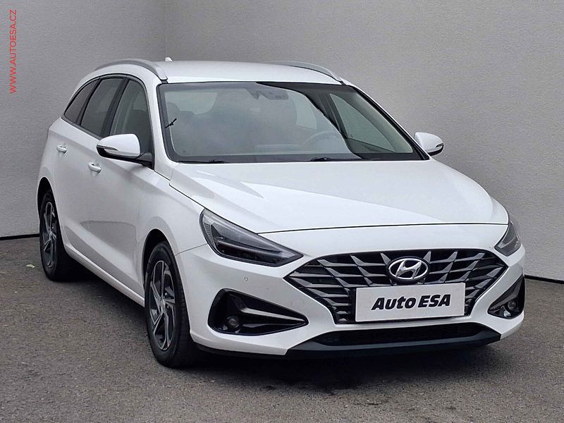 Hyundai i30 (2023) 1.0 T-GDi, 2.maj,ČR, Smart - fotografie inzerátu