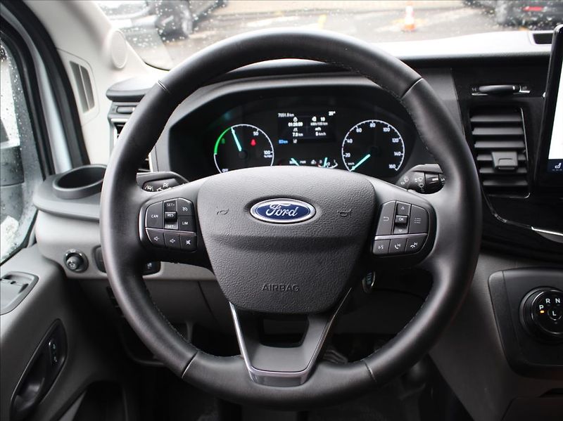 Ford Transit 0,1 68kWh 198kW L3H2 1.maj.ČR - fotka 7 z 18