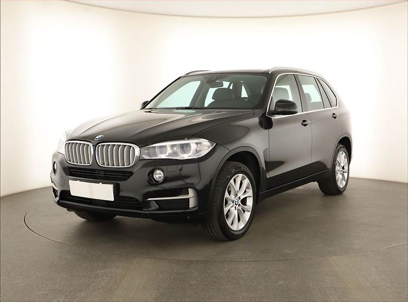 BMW X5 (2015) xDrive40d, 4X4, Automat, Kůže - fotka 2 z 19