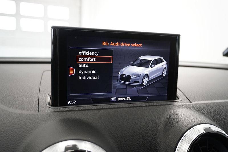 Audi A3 2.0 TFSi 140 kW SPORTBACK  DSG - fotka 23 z 29