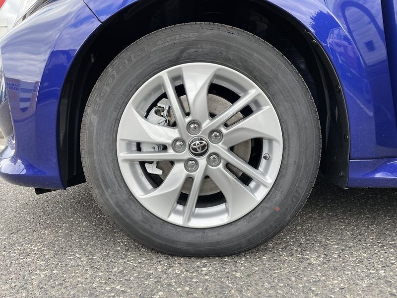 Toyota Yaris 1.5 Hybrid ODBĚR ihned - fotka 12 z 27