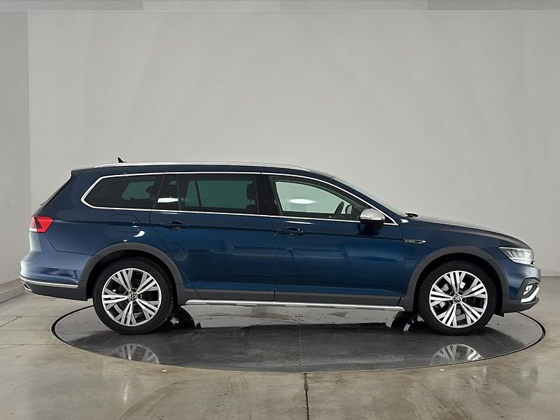 Volkswagen Passat Alltrack 4MOT DSG - fotka 16 z 31