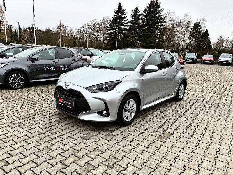 Toyota Yaris 1.5 Hybrid 116 Comfort - fotka 3 z 24