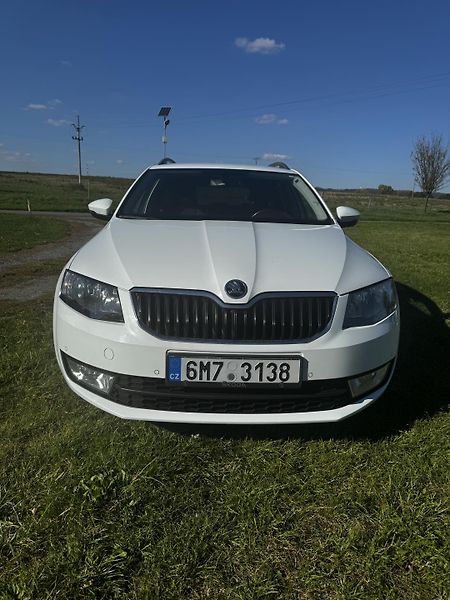 Škoda Octavia (2016) Škoda Octavia Combi 3Elegance  - fotka 17 z 18