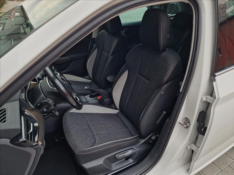 Škoda Scala 1.0 TSI 81kW Style, ČR,1.Maj. - fotka 38 z 50
