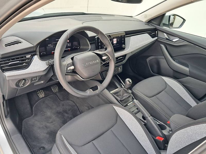 Škoda Kamiq (2025) SELECTION 1.0 TSI  / 85 kW M6 - fotka 16 z 24