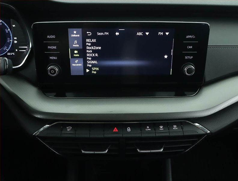 Škoda Octavia (2022) Ambition 2.0 TDI, ČR,1.maj - fotka 12 z 16