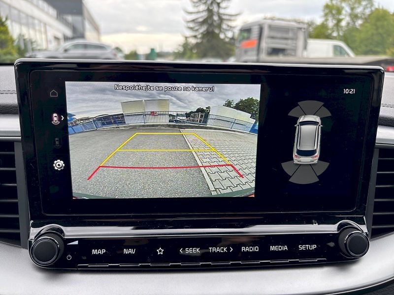 Kia Ceed (2025) 1.5 T-GDi TOP 7DCT - fotka 19 z 30