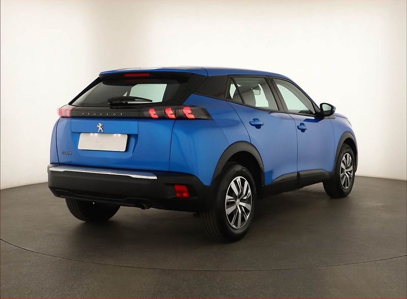 Peugeot 2008 (2021) 1.2 PureTech, ČR,1.maj - fotka 5 z 12