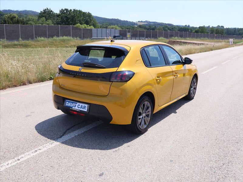 Peugeot 208 1,2 101k Allure CZ 1.Maj DPH - fotka 7 z 24
