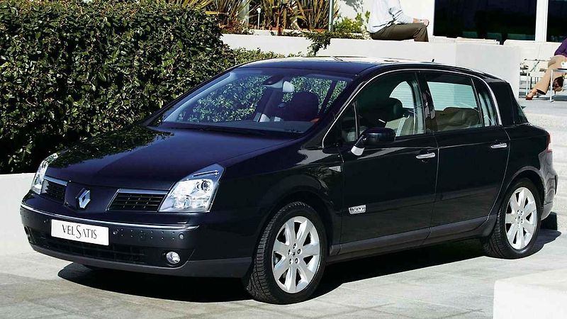 Peugeot 607.