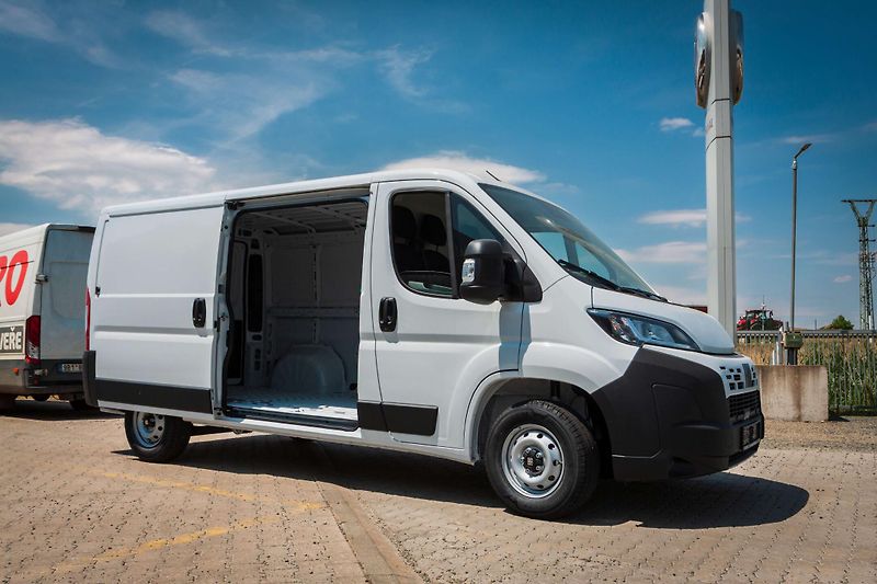 Fiat Ducato (2026) Light 2.2 MTJ 120k 6MT van L2H - fotka 4 z 6