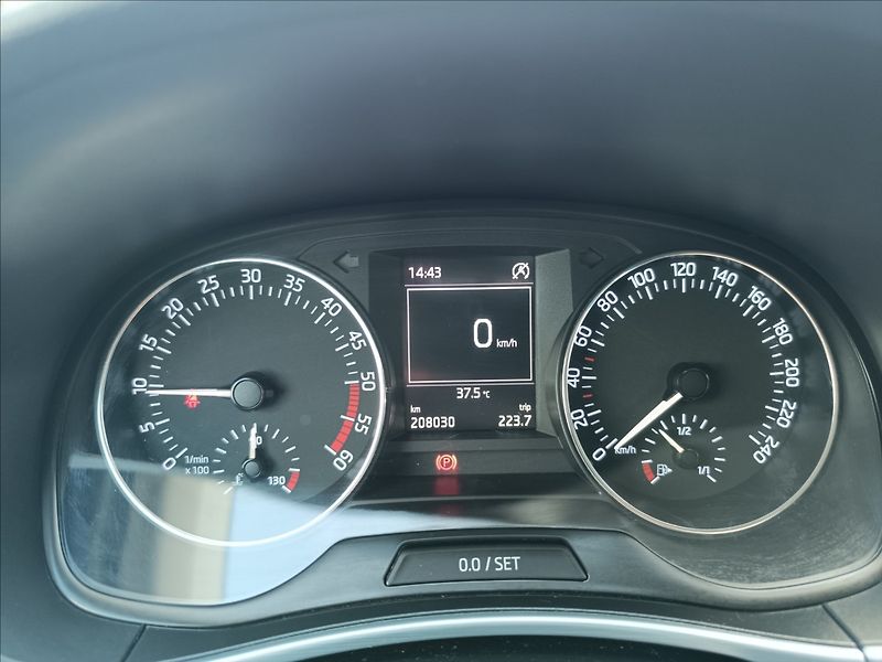 Škoda Fabia 1,4 TDi Ambition - fotka 11 z 19