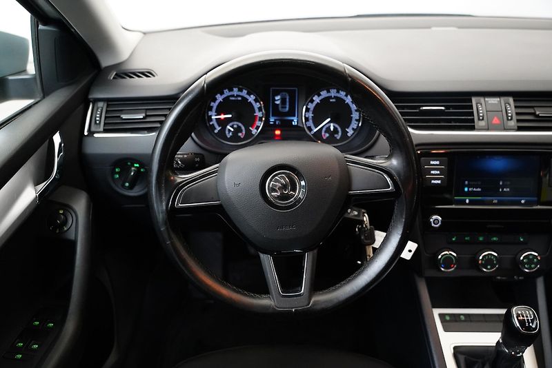 Škoda Octavia - fotka 16 z 24
