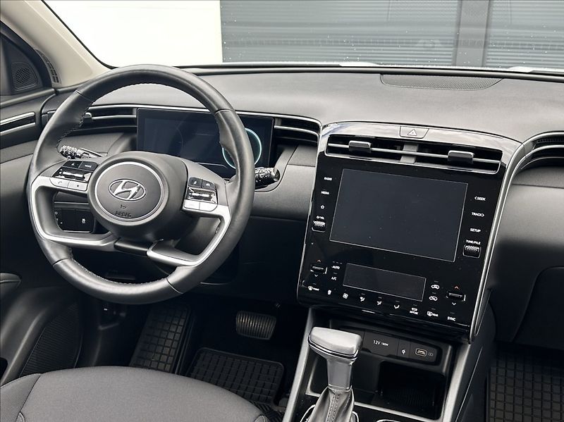Hyundai Tucson 1,6 T-GDI 150PS  Smart A/T - fotka 23 z 55