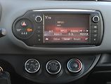 Toyota Yaris (2015) 1.33 Dual VVT-i, Automat, ČR - náhled 12