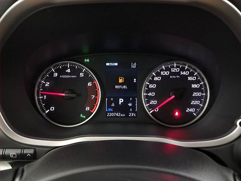 Mitsubishi Eclipse Cross (2018) Intense 1.5 T-MIVEC, 4X4 - fotka 11 z 18
