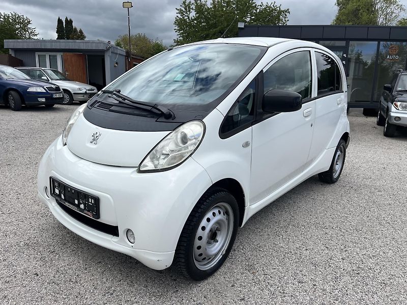Peugeot iOn (2012) Elektro 16kwh 35kw  - fotka 3 z 26
