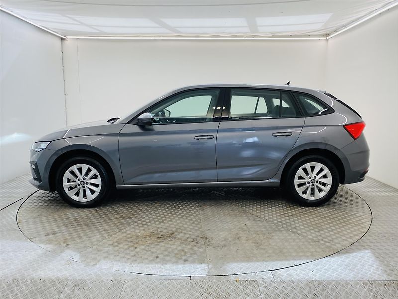Škoda Scala 1,0 TSI 85kW Selection - fotka 3 z 22